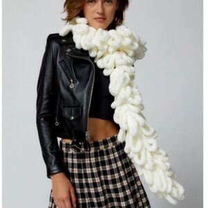 UO Loopy Scarf in ivory